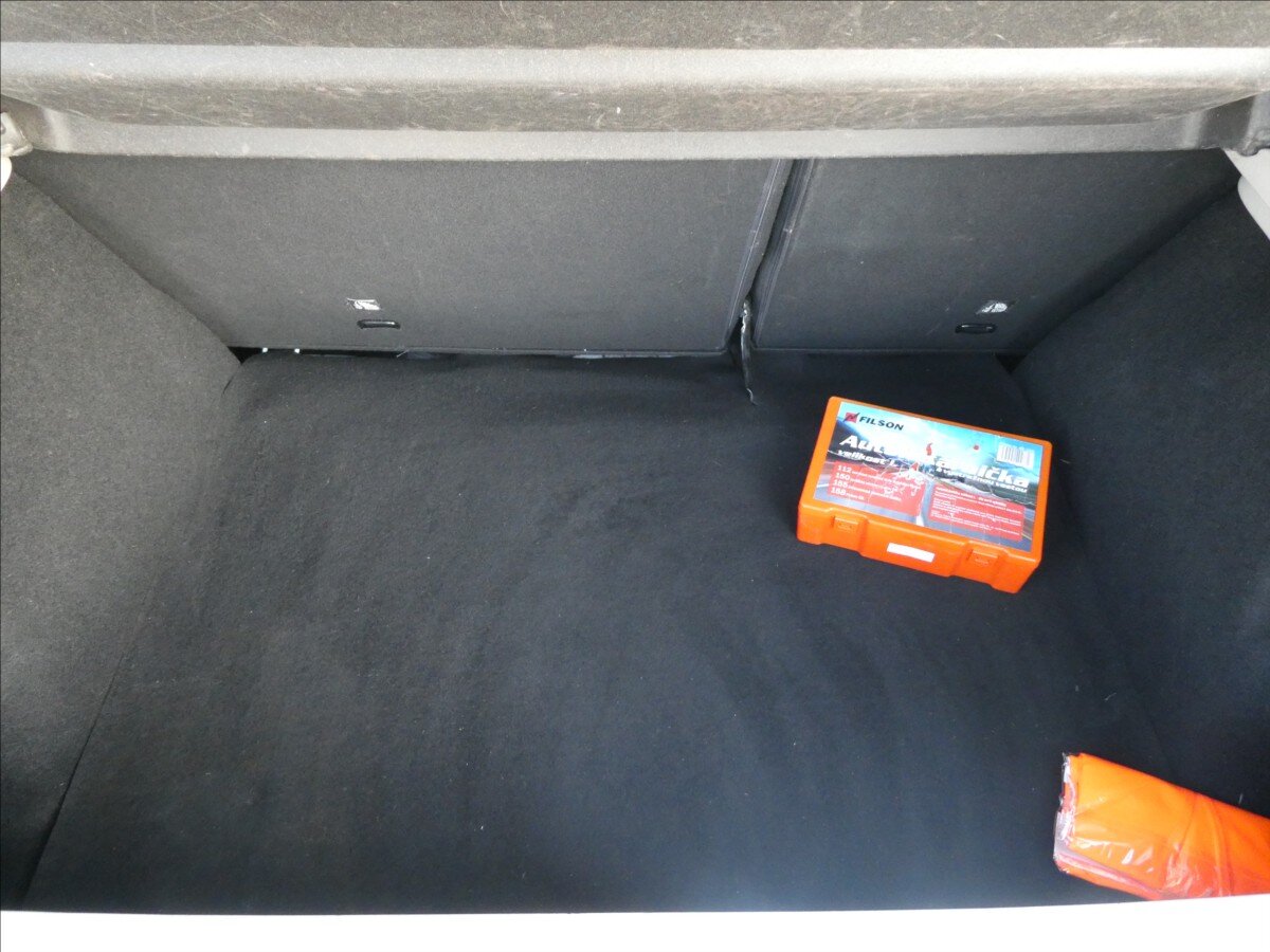 Dacia Sandero Hatchback 1,1 l 55 kw