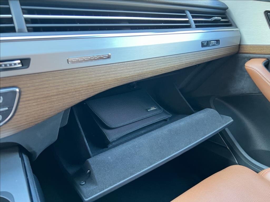 Audi SQ7 SUV / Terénní 4,0 l 320 kw