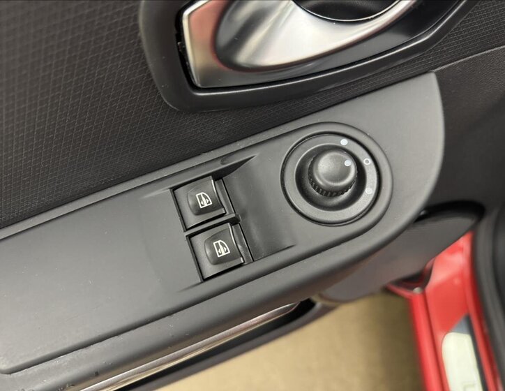 Renault Clio Kombi 1,1 l 54 kw