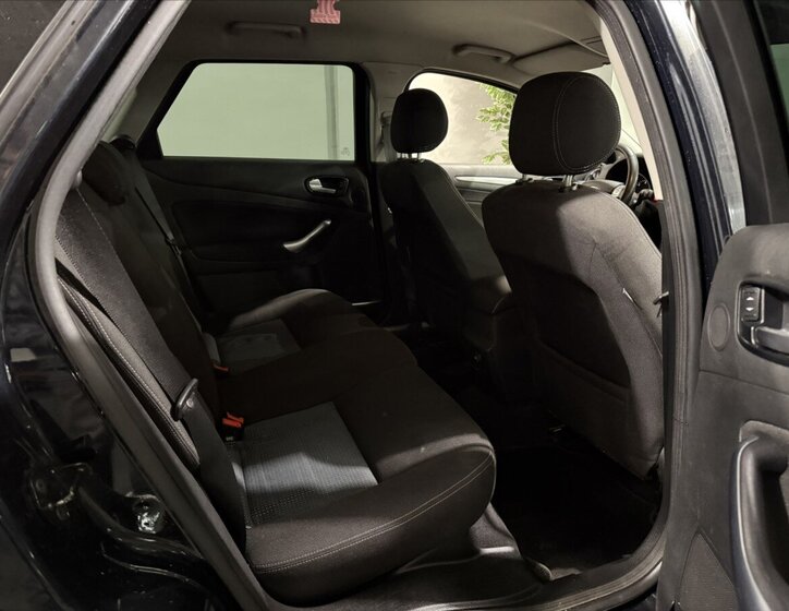 Ford Mondeo Kombi 2,0 l 85 kw