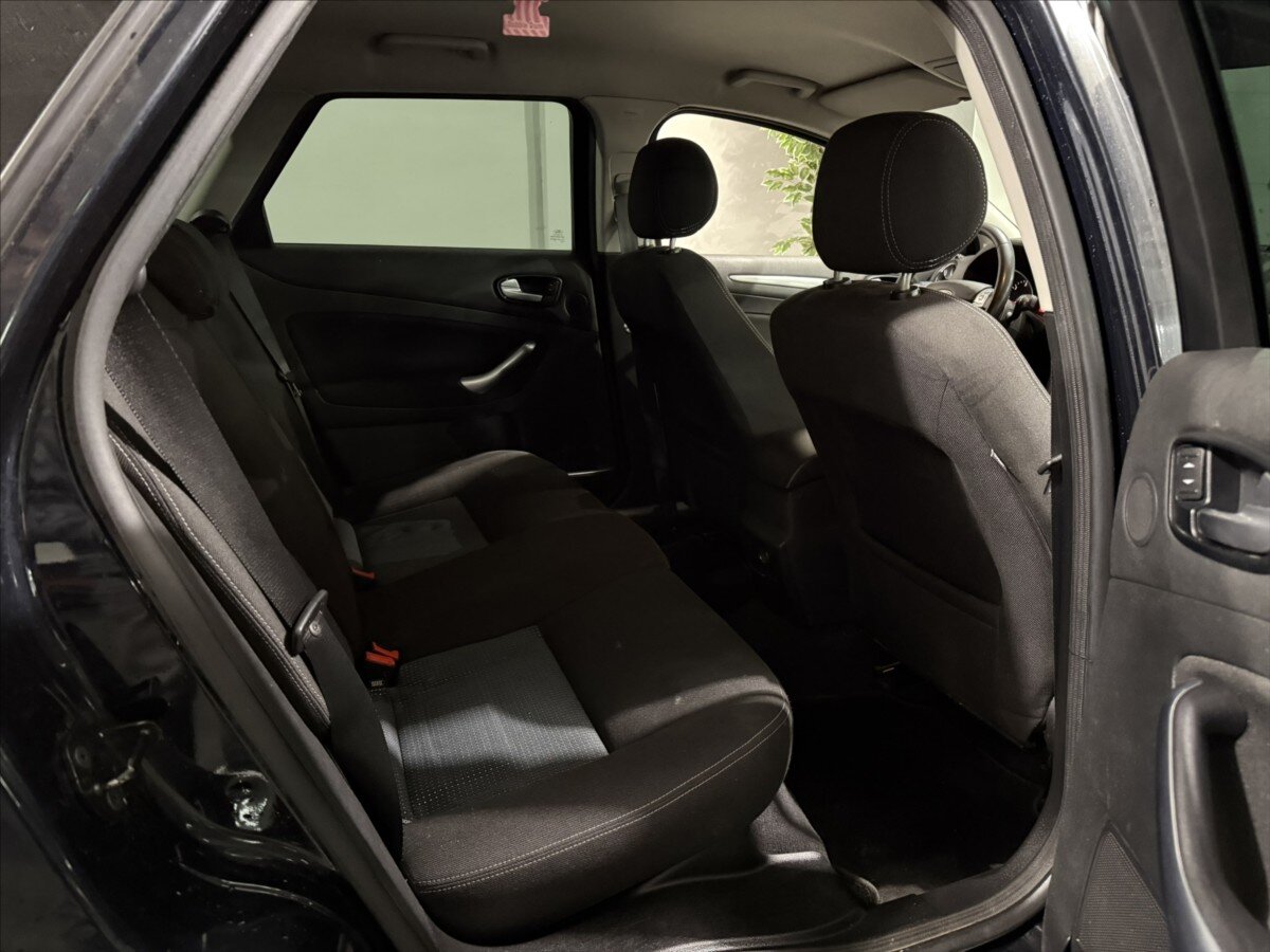 Ford Mondeo Kombi 2,0 l 85 kw