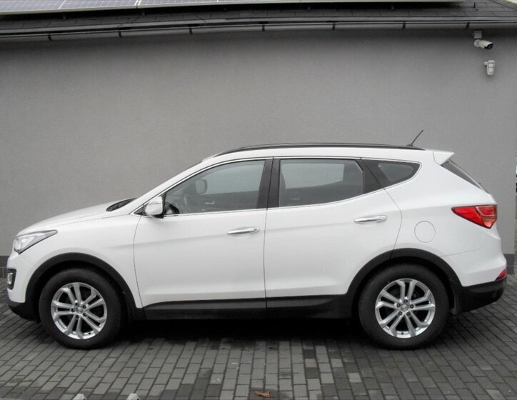 Hyundai Santa Fe SUV / Terénní 2,2 l 145 kw