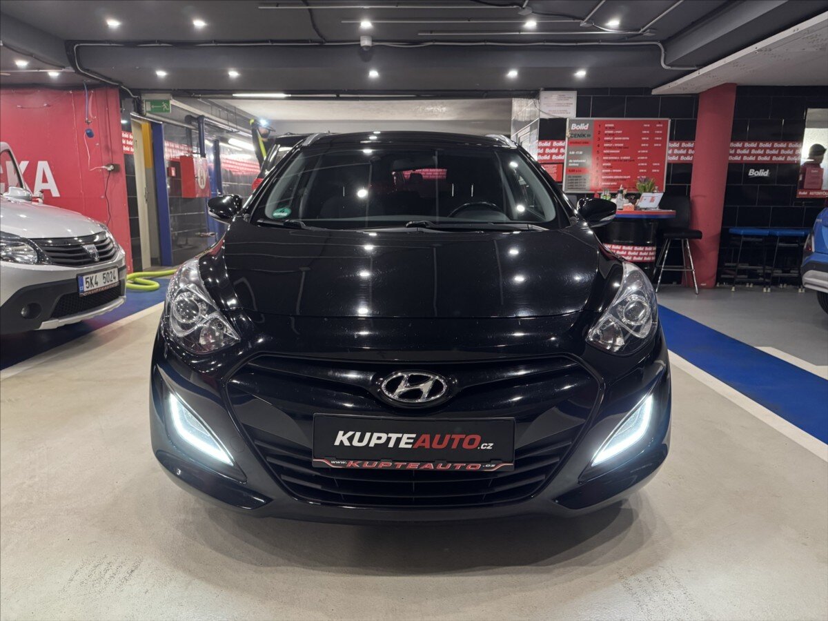 Hyundai i30 Kombi 1,6 l 81 kw