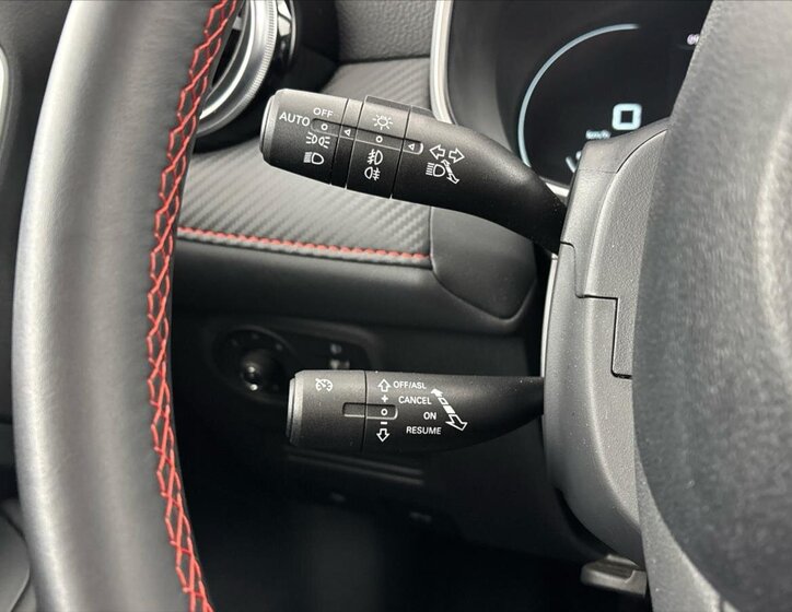 MG ZS SUV / Terénní 1,5 l 78 kw