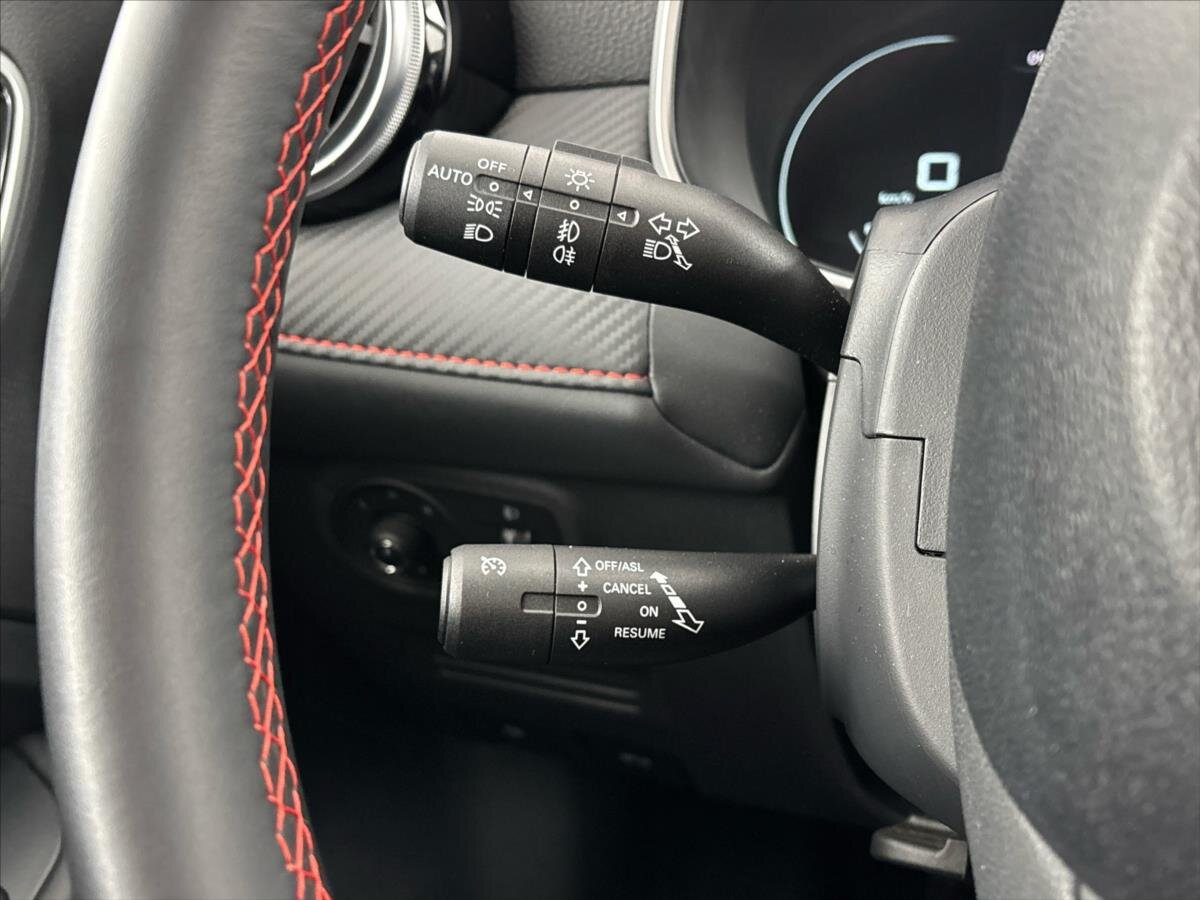 MG ZS SUV / Terénní 1,5 l 78 kw