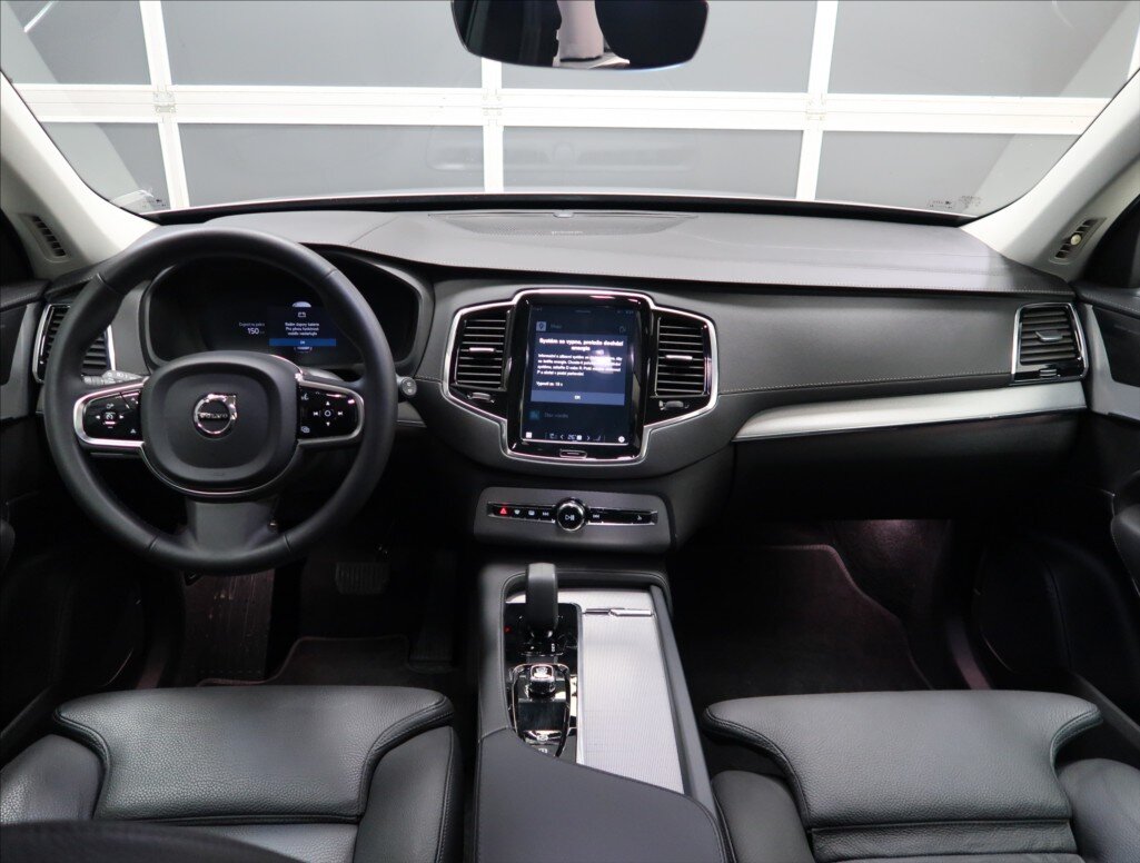 Volvo XC90 SUV / Terénní 2,0 l 184 kw