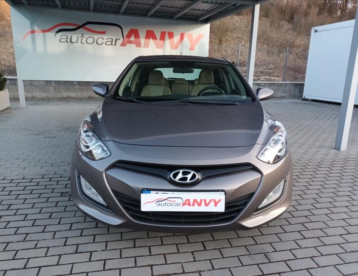 Hyundai i30 Hatchback 1,6 l 88 kw