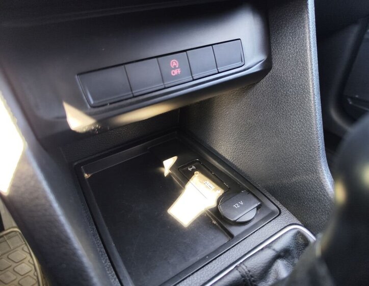 Volkswagen Caddy Pick-up 2,0 l 75 kw