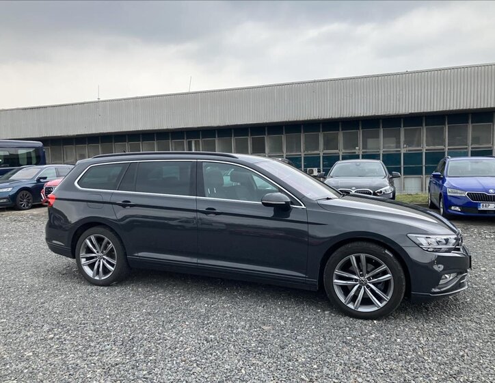 Volkswagen Passat Kombi 2,0 l 110 kw