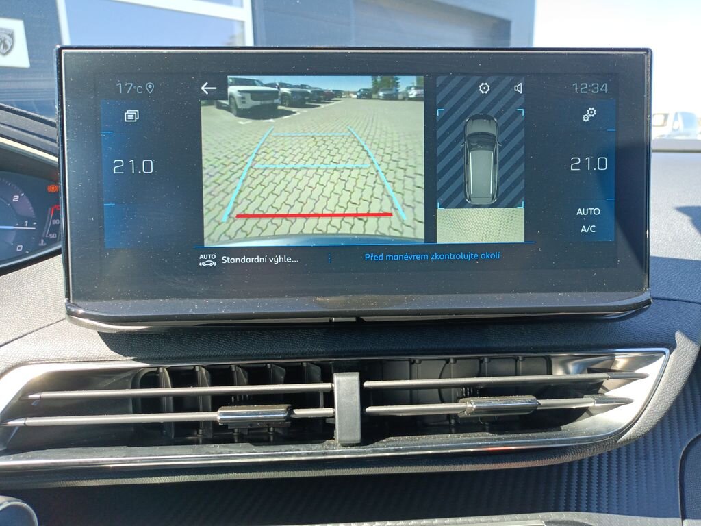 Peugeot 5008 SUV / Terénní 1,5 l 96 kw