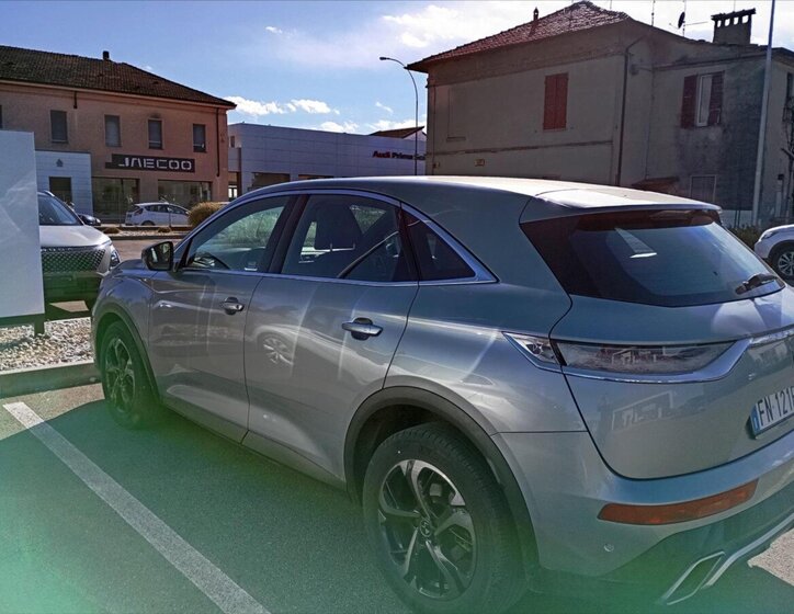 DS Automobiles DS7 Crossback Kombi 2,0 l 130 kw