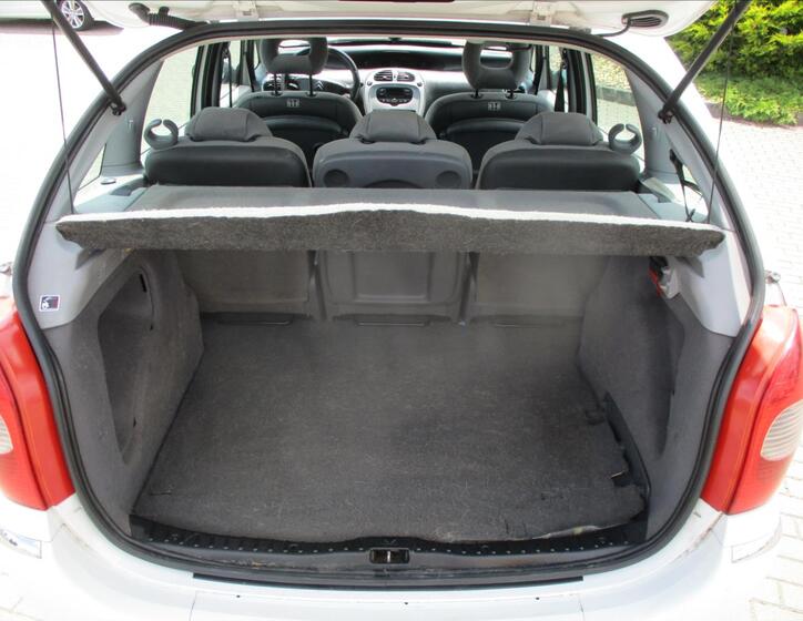 Citroën Xsara Picasso 9