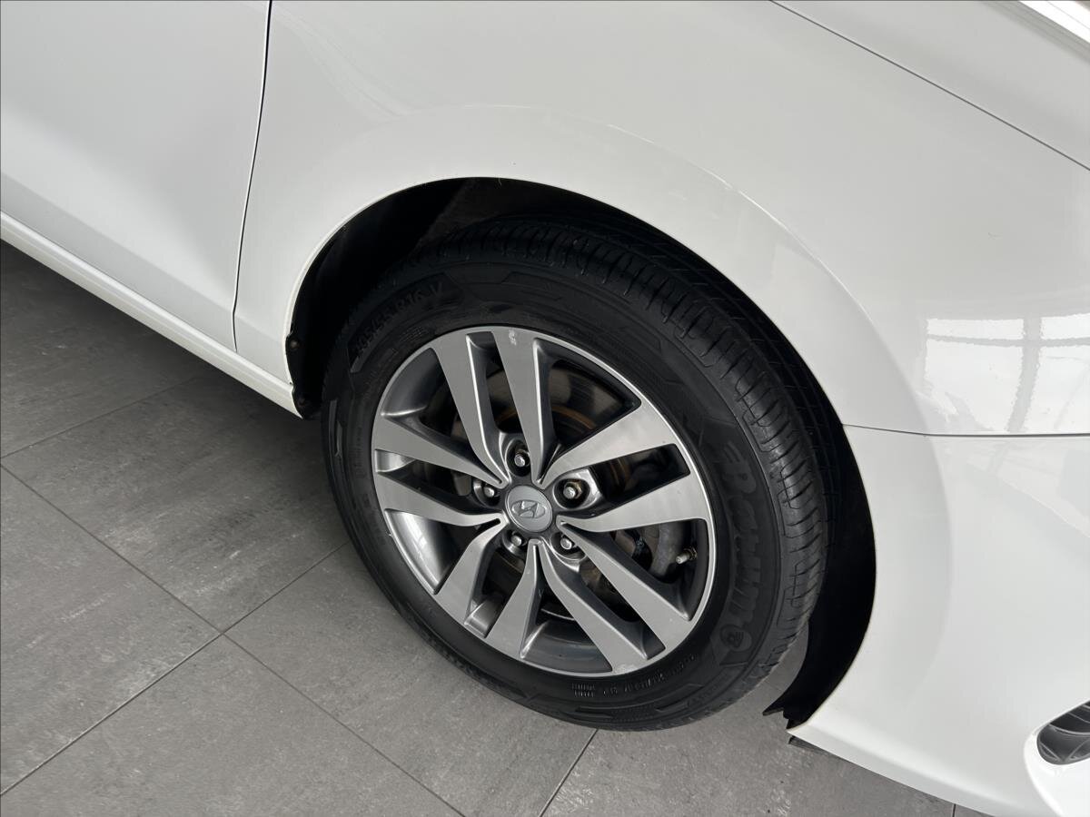 Hyundai i30 Kombi 1,4 l 103 kw