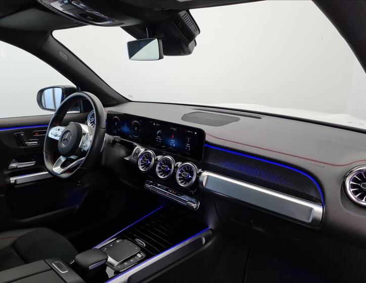 Mercedes-Benz EQB 14