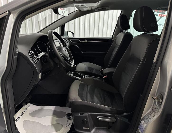 Volkswagen Golf Sportsvan 33