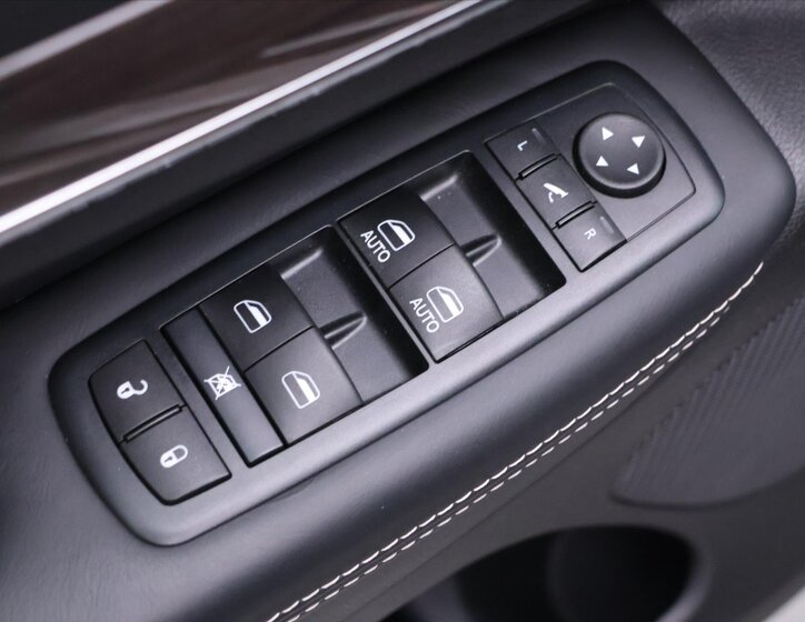 Jeep Grand Cherokee SUV / Terénní 3,0 l 184 kw