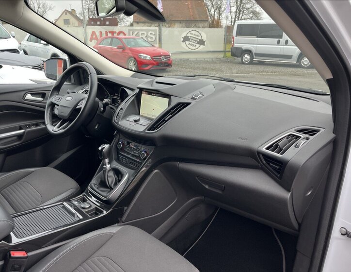 Ford Kuga Kombi 2,0 l 132 kw