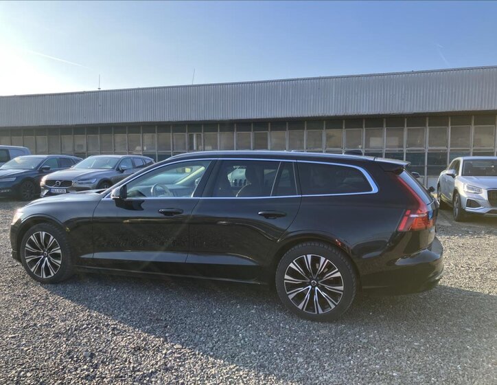 Volvo V60 Kombi 2,0 l 145 kw