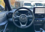 Toyota Yaris Cross 9
