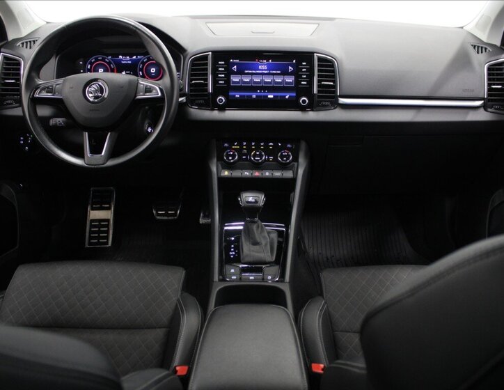 Škoda Karoq SUV 1,5 l 110 kw