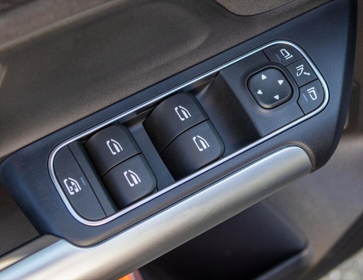 Mercedes-Benz GLA 19