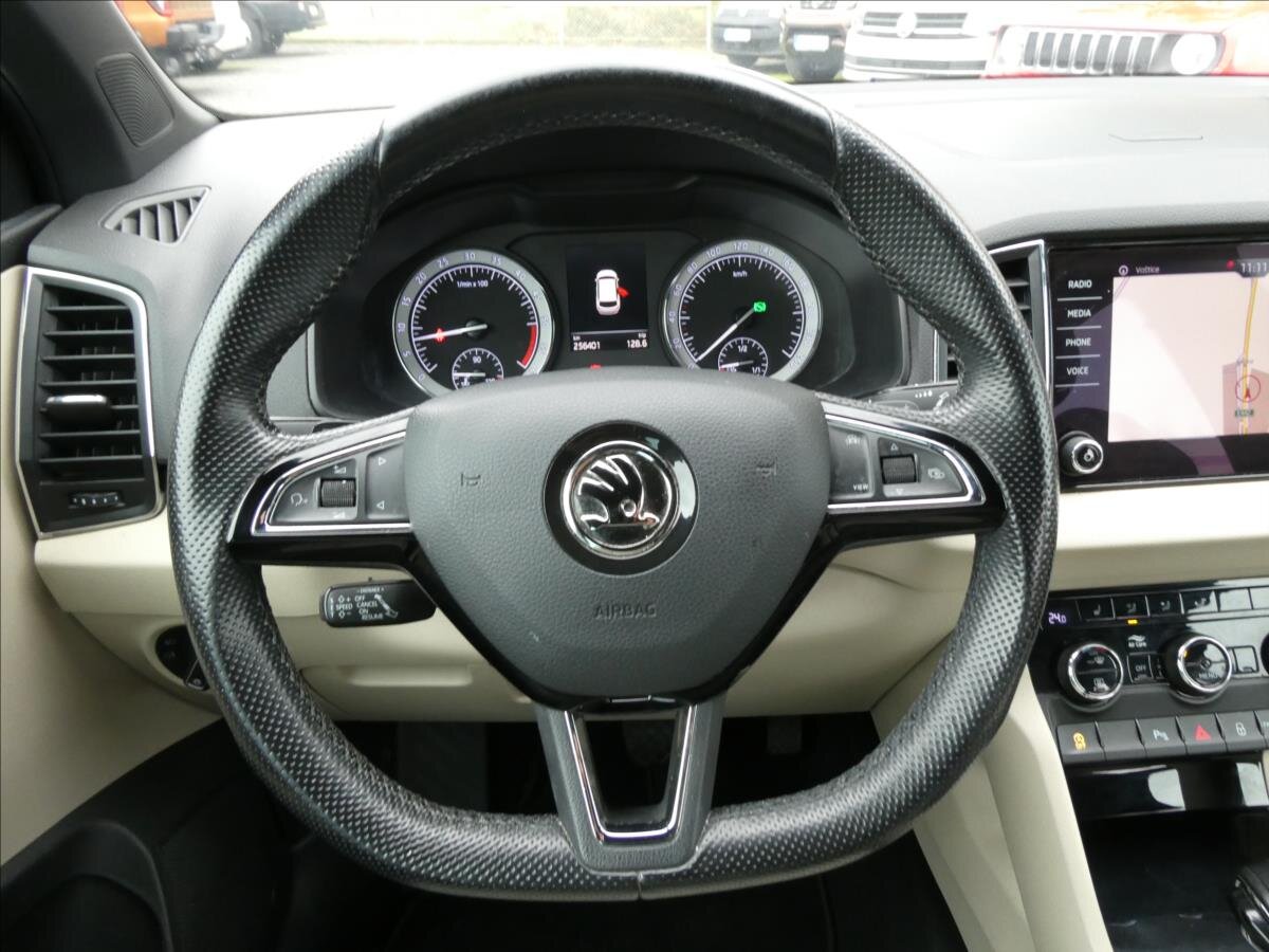 Škoda Karoq SUV 1,6 l 85 kw