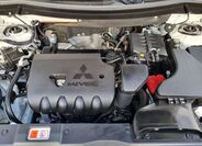 Mitsubishi Outlander 20