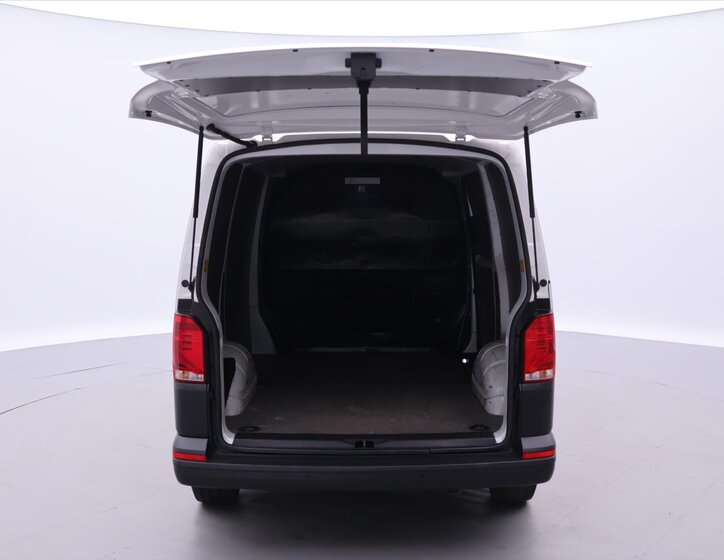 Volkswagen Transporter 9