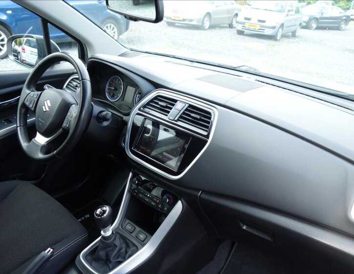 Suzuki S-Cross SUV 1,4 l 103 kw