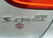 Suzuki SX4 S-Cross SUV / Terénní 1,4 l 103 kw