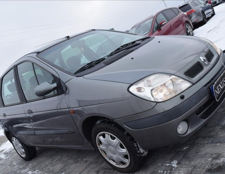 Renault Scénic Kombi 1,9 l 72 kw