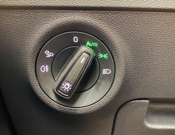 Škoda Karoq SUV / Terénní 1,5 l 110 kw