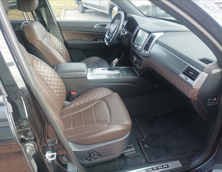 SsangYong Rexton SUV 2,2 l 148 kw