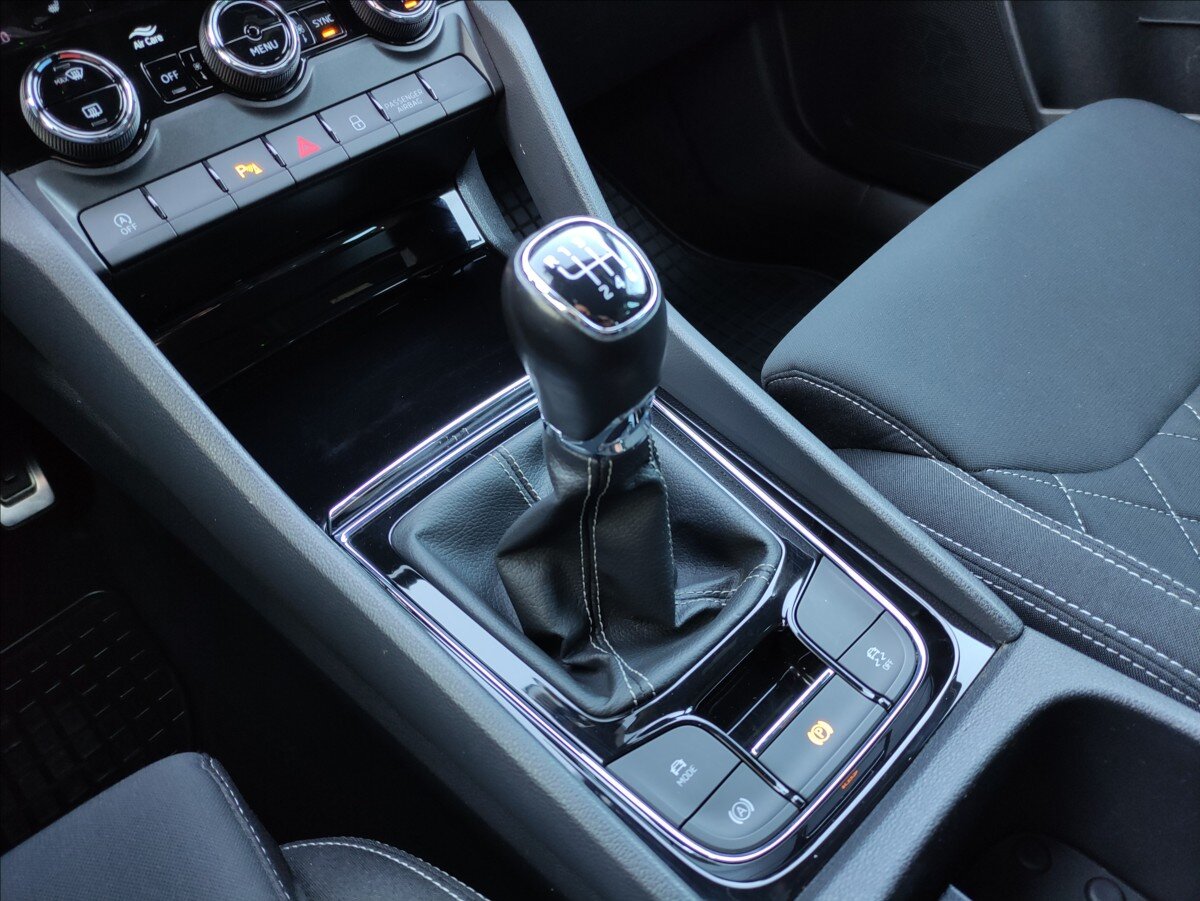 Škoda Karoq SUV / Terénní 2,0 l 110 kw