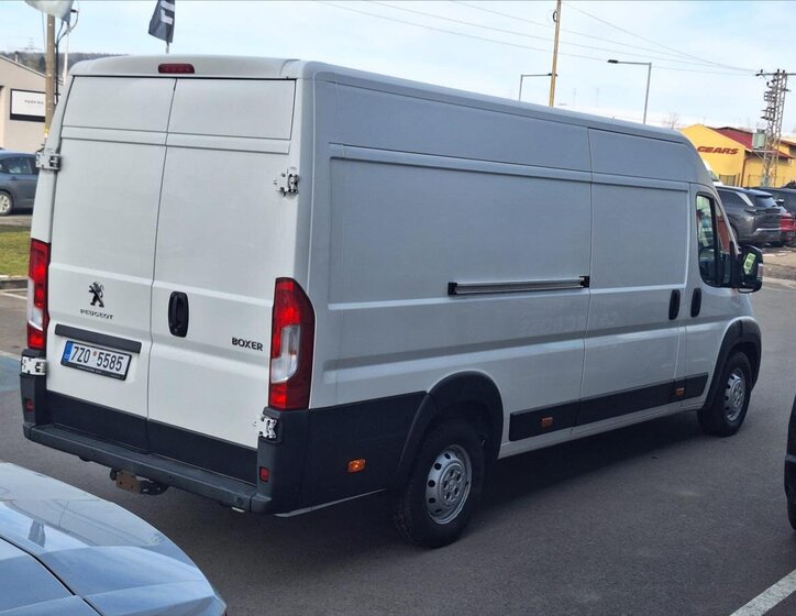 Peugeot Boxer Skříň 2,2 l 121 kw
