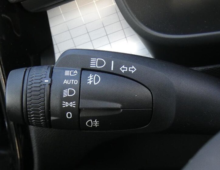 Volvo XC40 SUV 2,0 l 120 kw