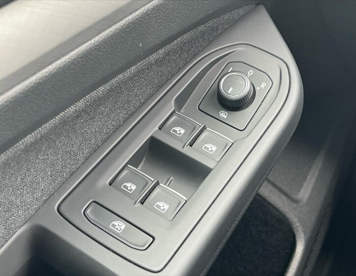 Volkswagen Golf Hatchback 1,5 l 96 kw