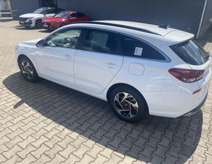 Hyundai i30 Kombi 1,5 l 70 kw