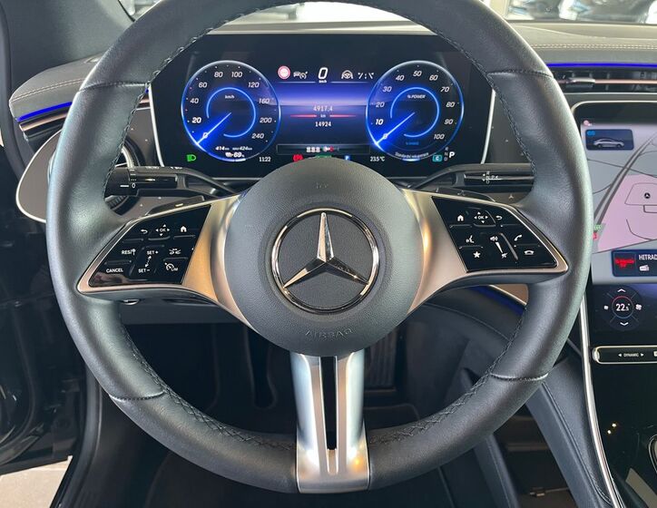 Mercedes-Benz EQE 13