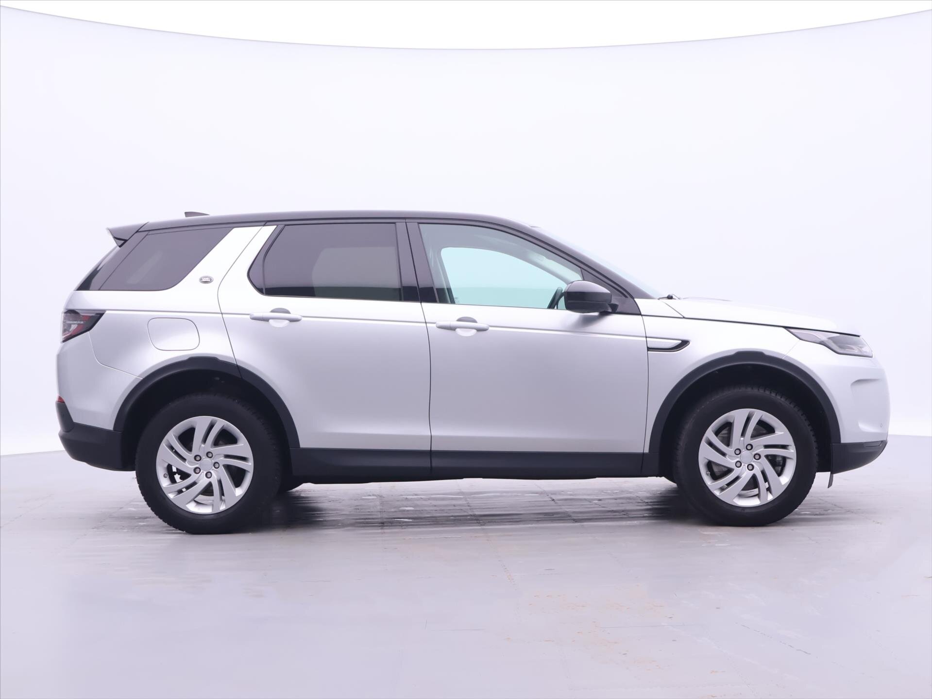 Land Rover Discovery Sport SUV / Terénní 2,0 l 110 kw