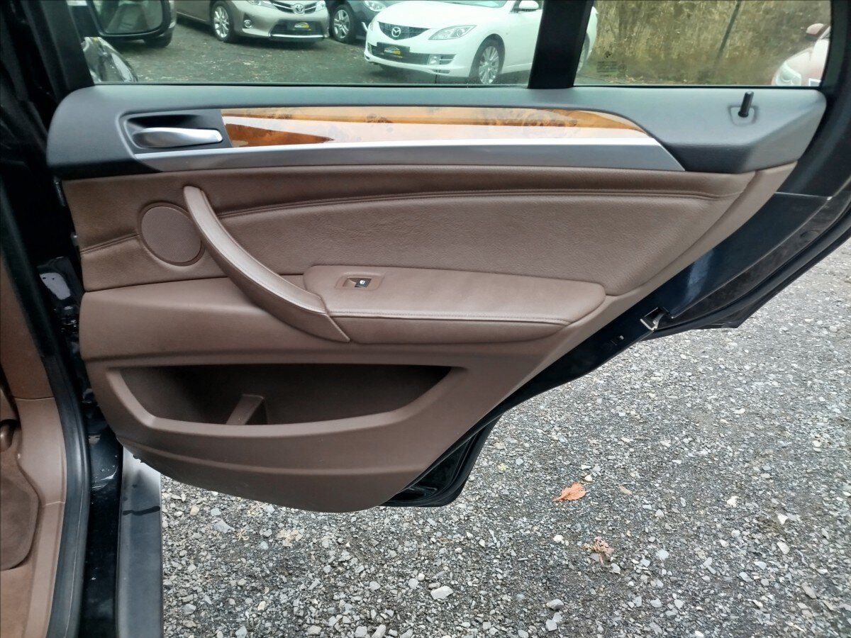 BMW X5 SUV / Terénní 3,0 l 173 kw