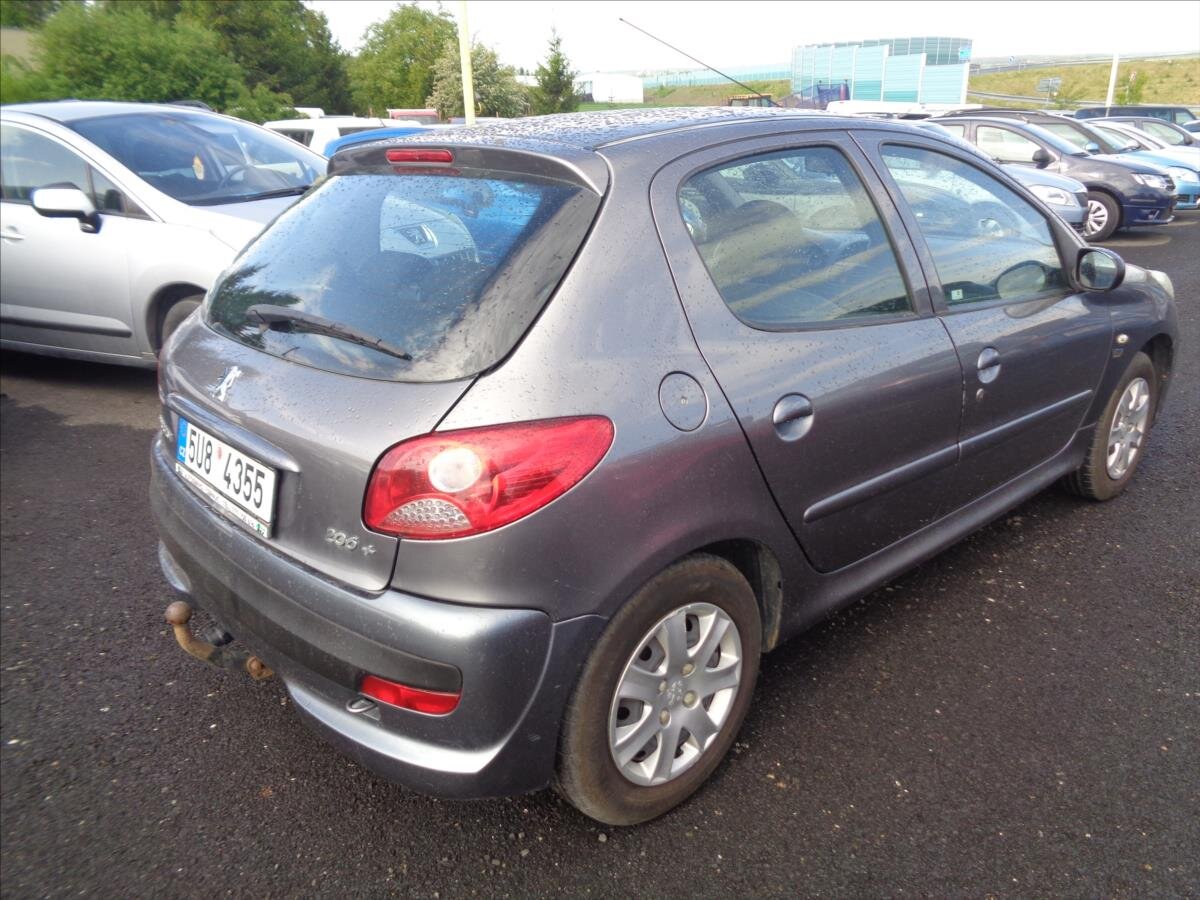 Peugeot 206