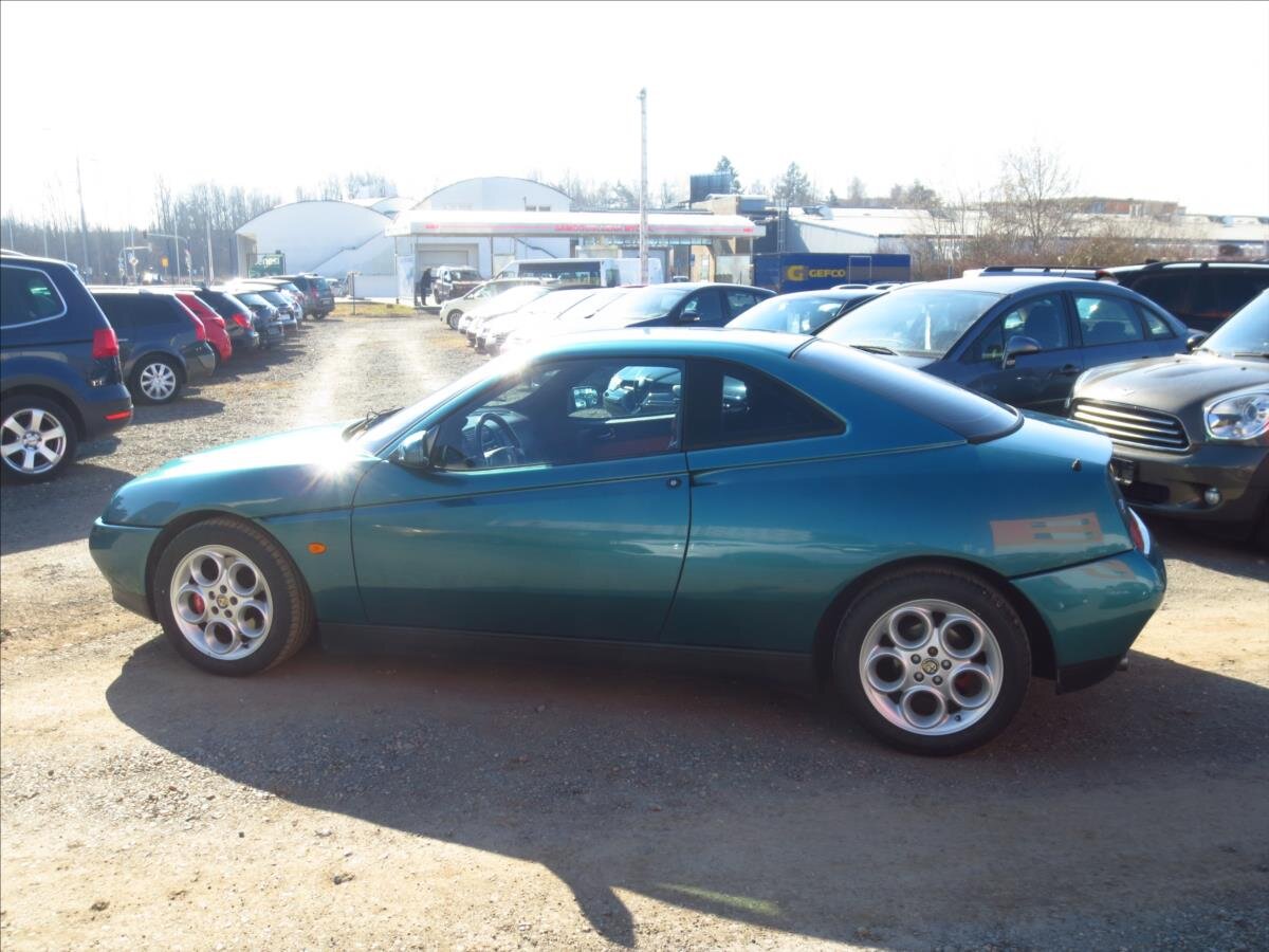 Alfa Romeo GTV