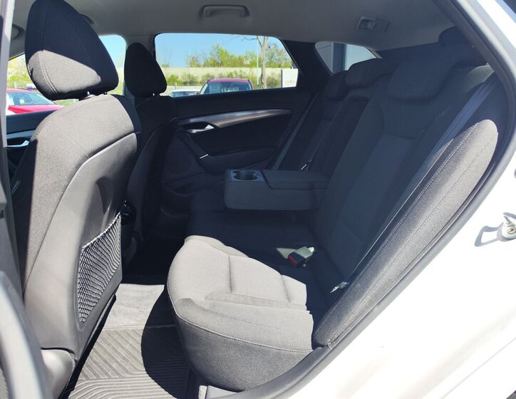 Hyundai i40 Kombi 1,6 l 100 kw