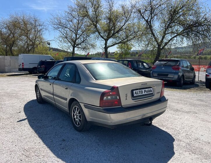 Volvo S80 Sedan / Limuzína 2,5 l 103 kw