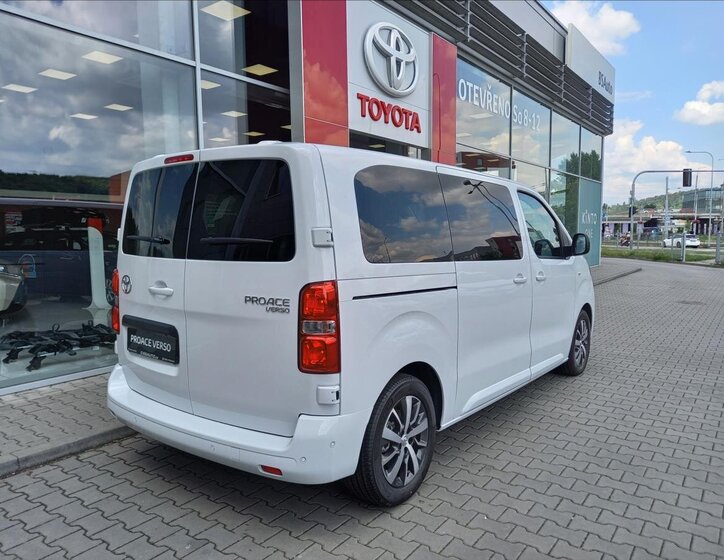 Toyota ProAce Verso 2