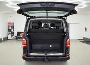 Volkswagen Multivan 13