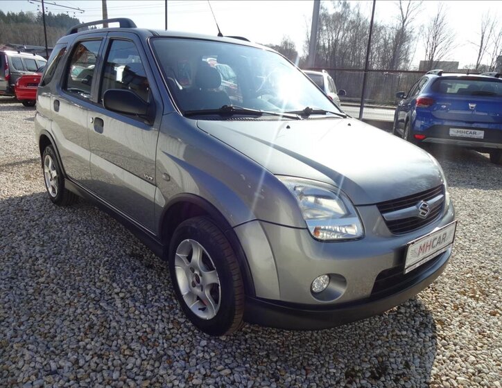 Suzuki Ignis Kombi 1,3 l 68 kw
