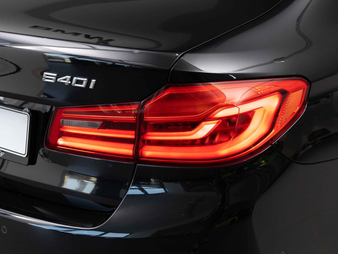 BMW Řada 5 Sedan / Limuzína 3,0 l 250 kw