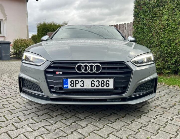 Audi S5 Kupé 3,0 l 255 kw